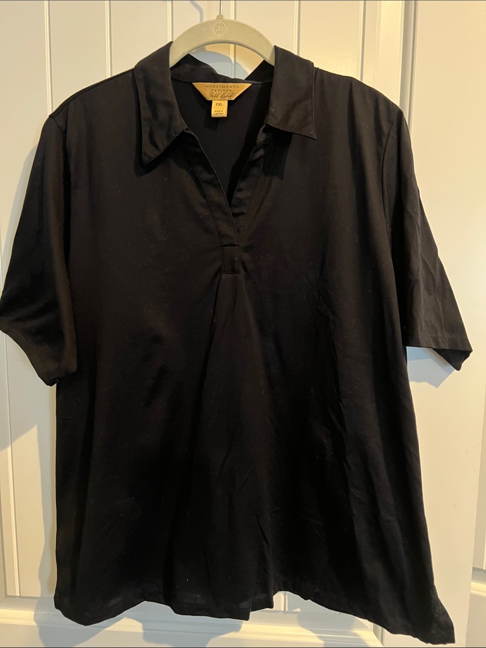 Investments by L.L. Bean Black Short-Sleeve Collared Blouse